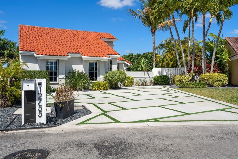 12755 SW 60th Ln Miami, FL 33183