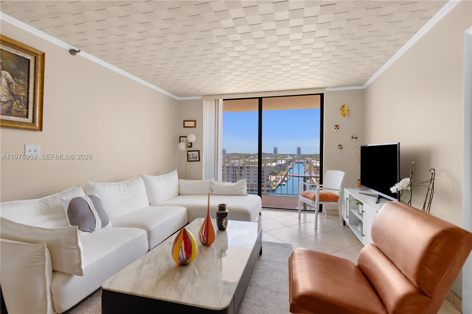 image Winston Towers 70010