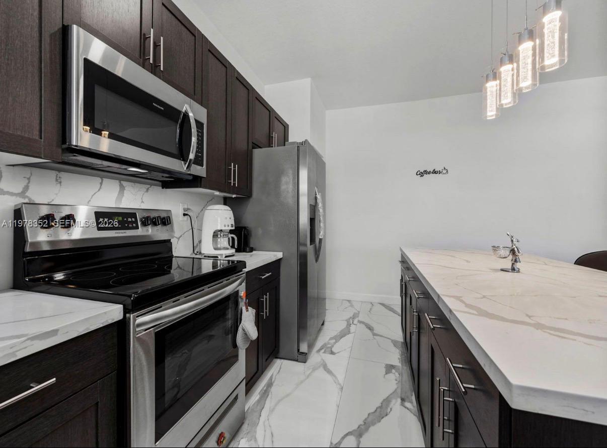 13351 SW 190th St Miami, FL 33177