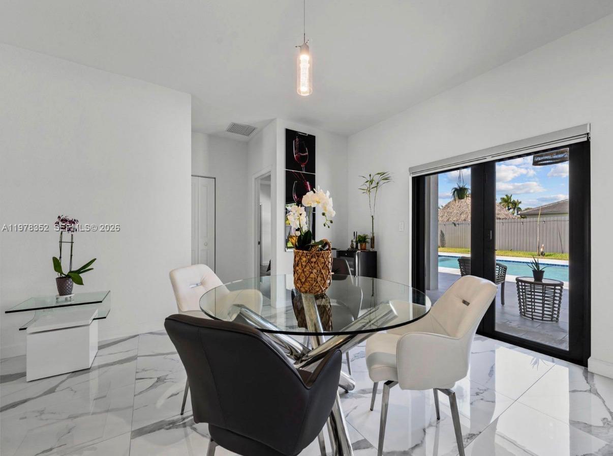 13351 SW 190th St Miami, FL 33177