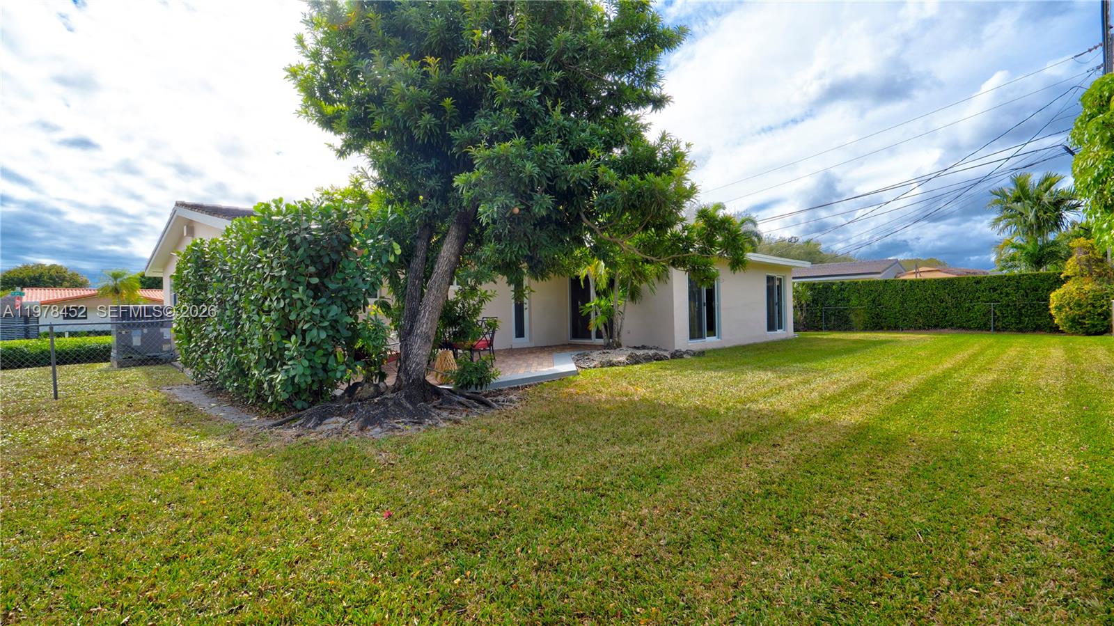 8955 SW 85th Ter Miami, FL 33173
