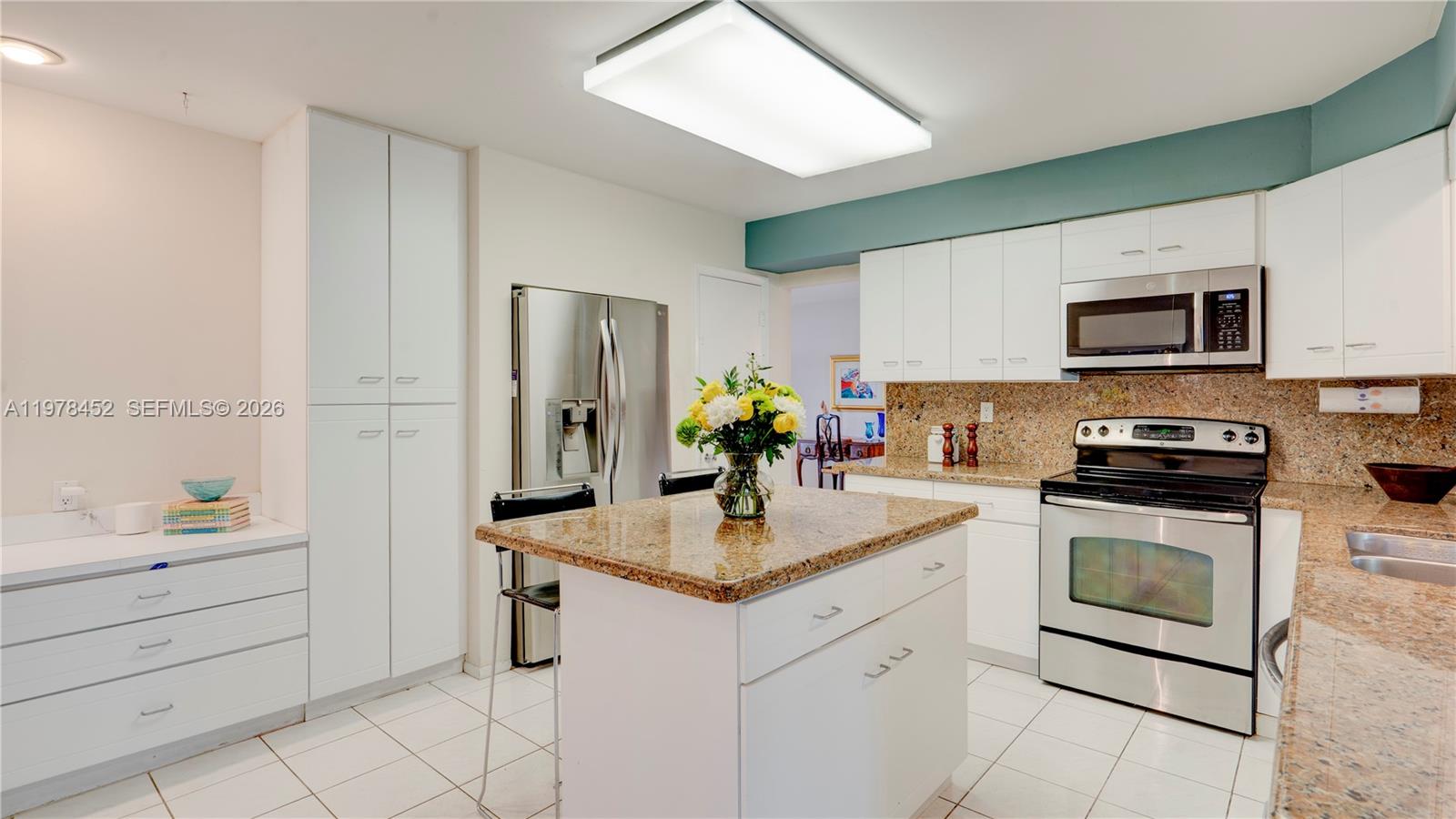 8955 SW 85th Ter Miami, FL 33173