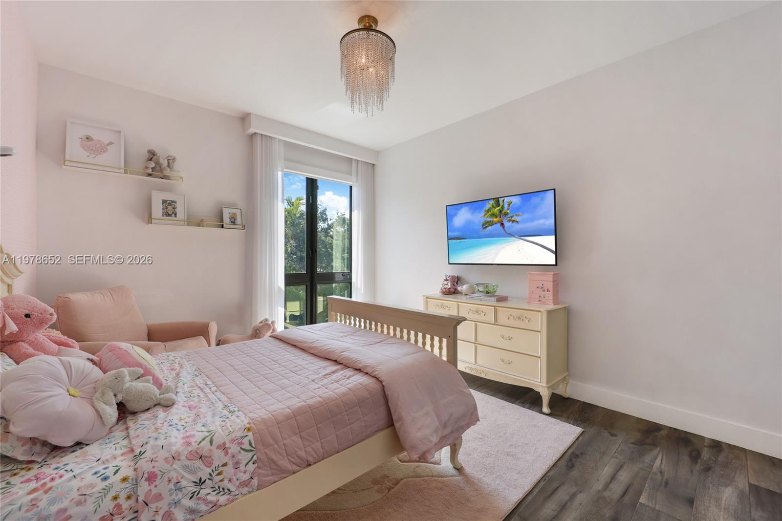 56 Samana Dr Miami, FL 33133