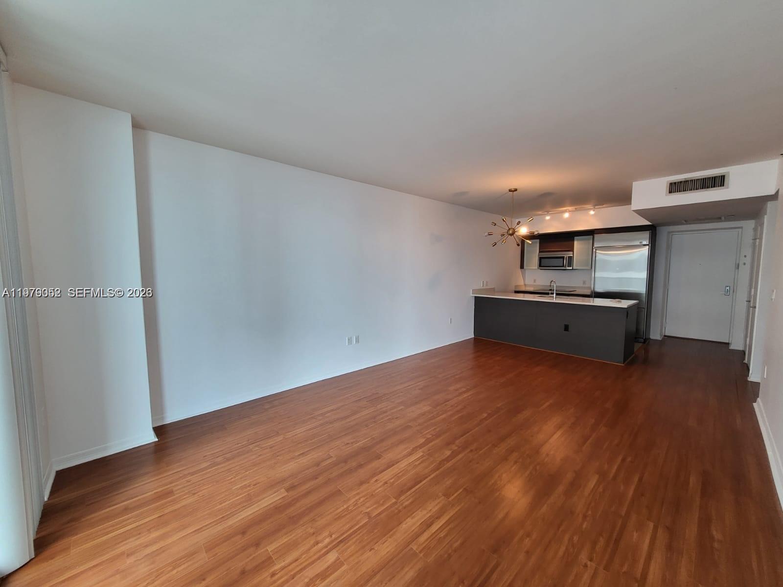 image 500 Brickell East5