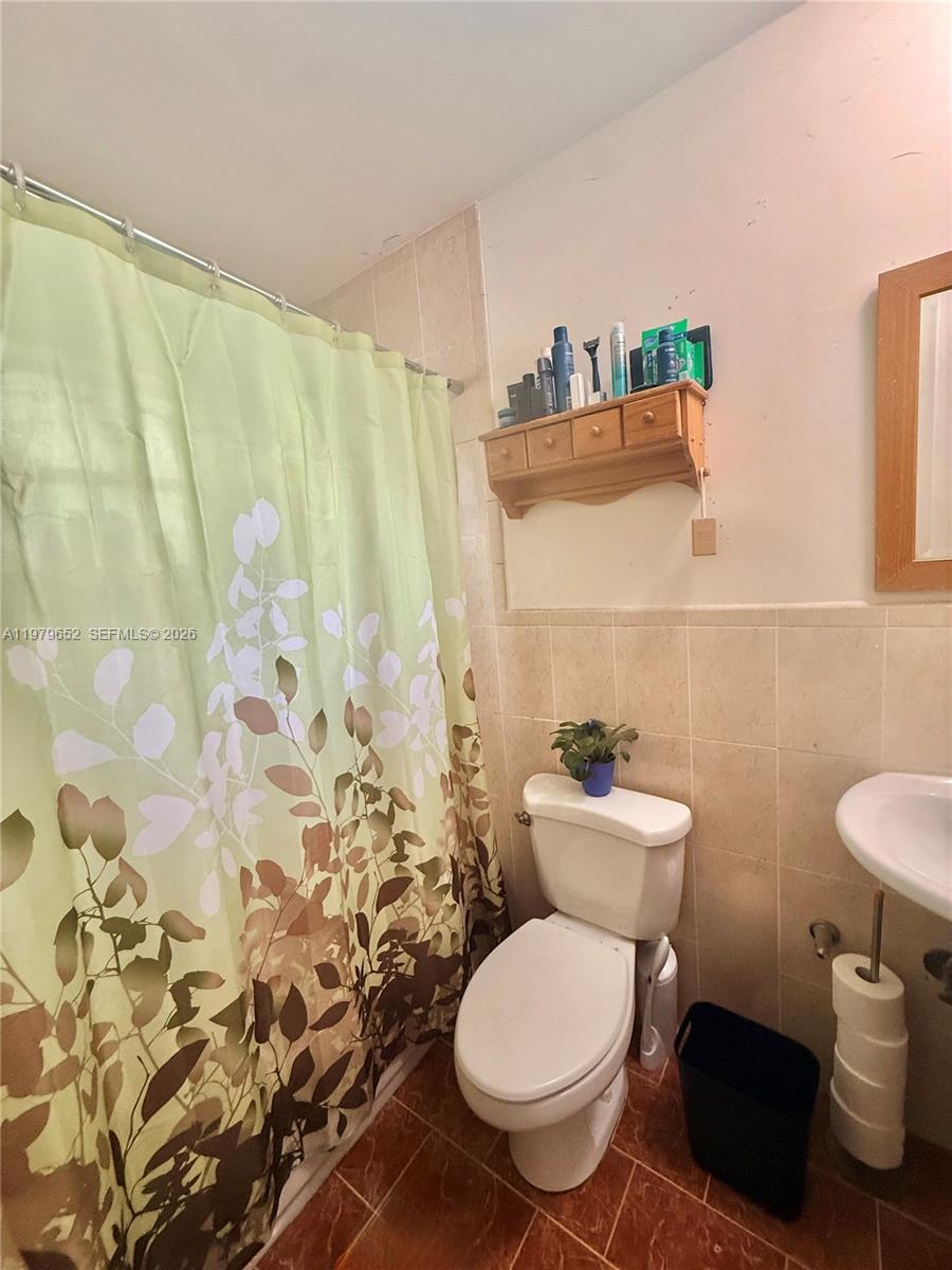 17991 SW 136th Ave Miami, FL 33177