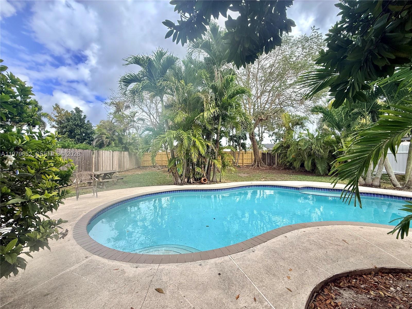 17991 SW 136th Ave Miami, FL 33177