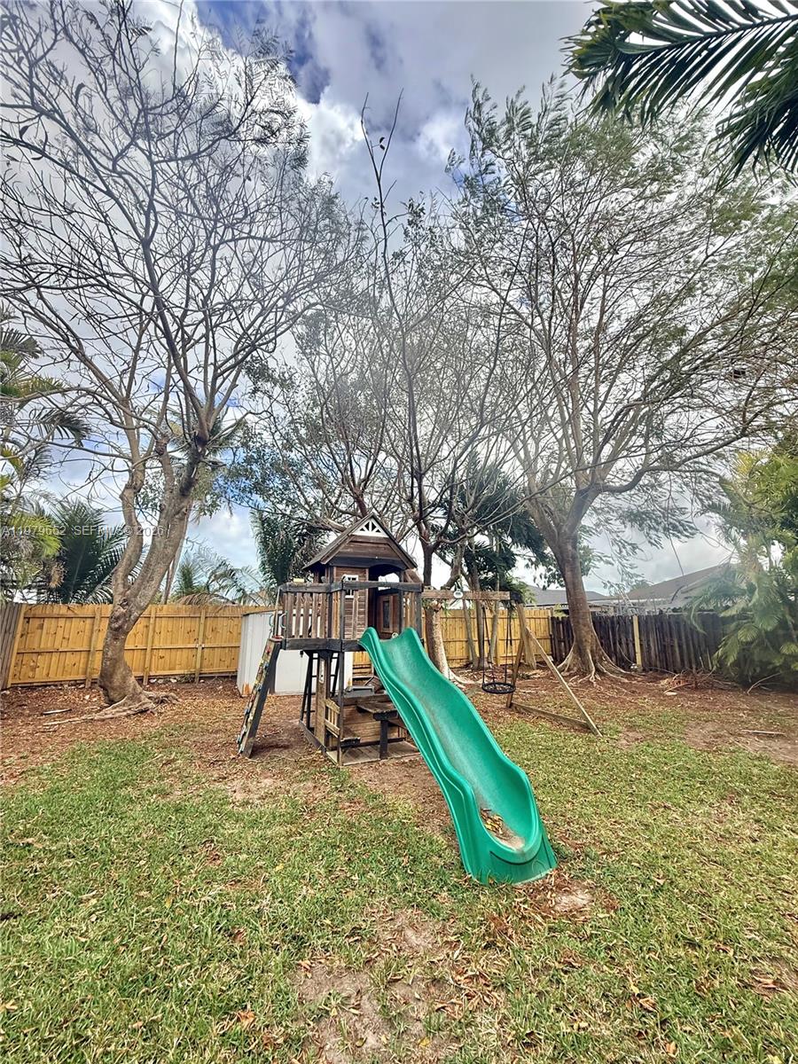 17991 SW 136th Ave Miami, FL 33177