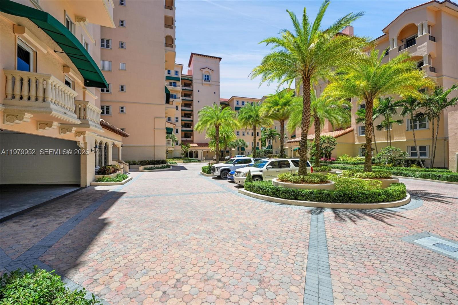13637 Deering Bay Dr #261 Coral Gables, FL 33158