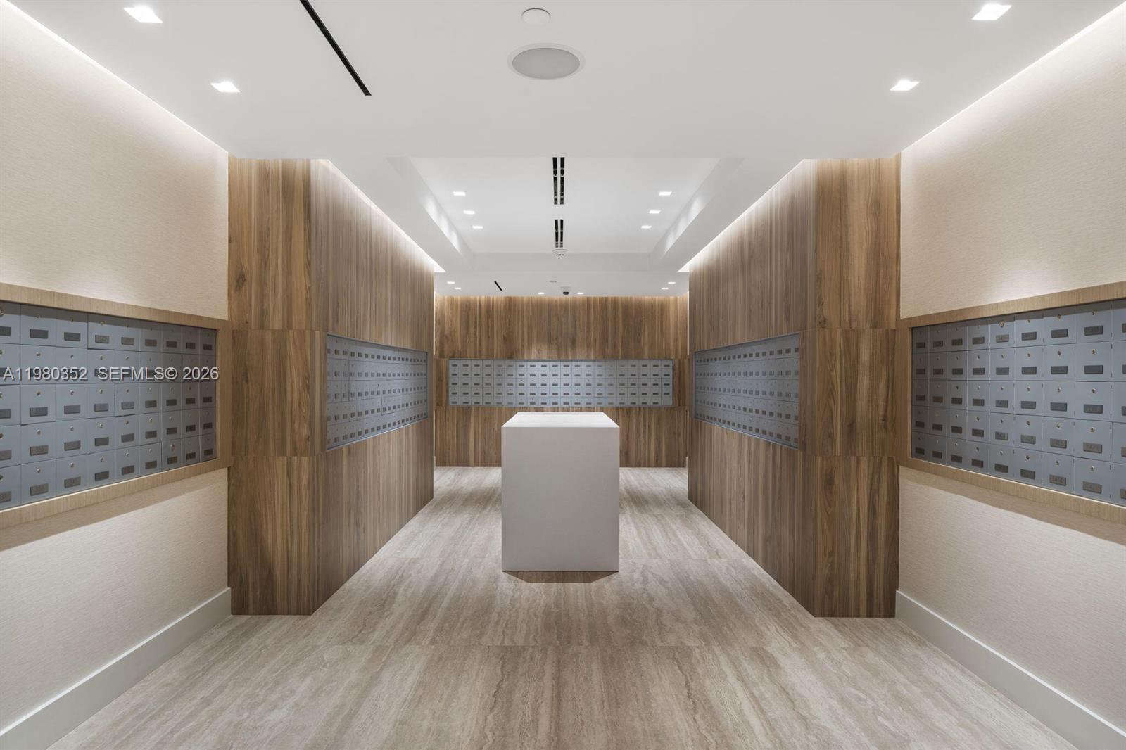 2301 Collins Ave #1525 Miami Beach, FL 33139