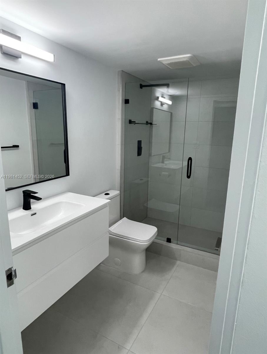 10275 Collins Ave #933 Bal Harbour, FL 33154