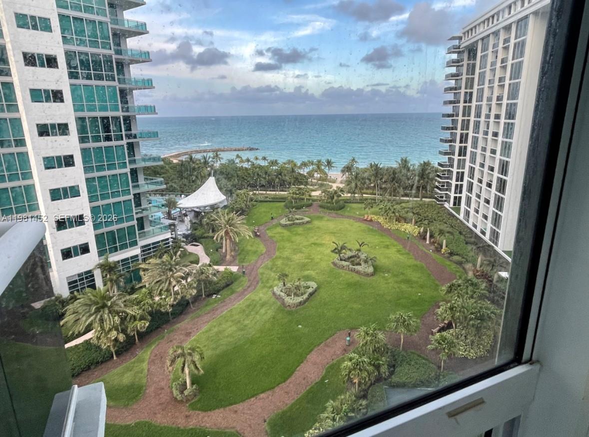 10275 Collins Ave #933 Bal Harbour, FL 33154