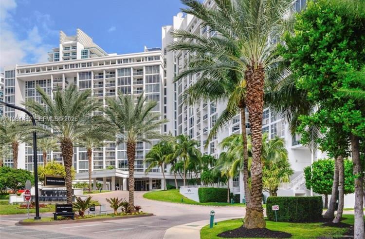 10275 Collins Ave #933 Bal Harbour, FL 33154