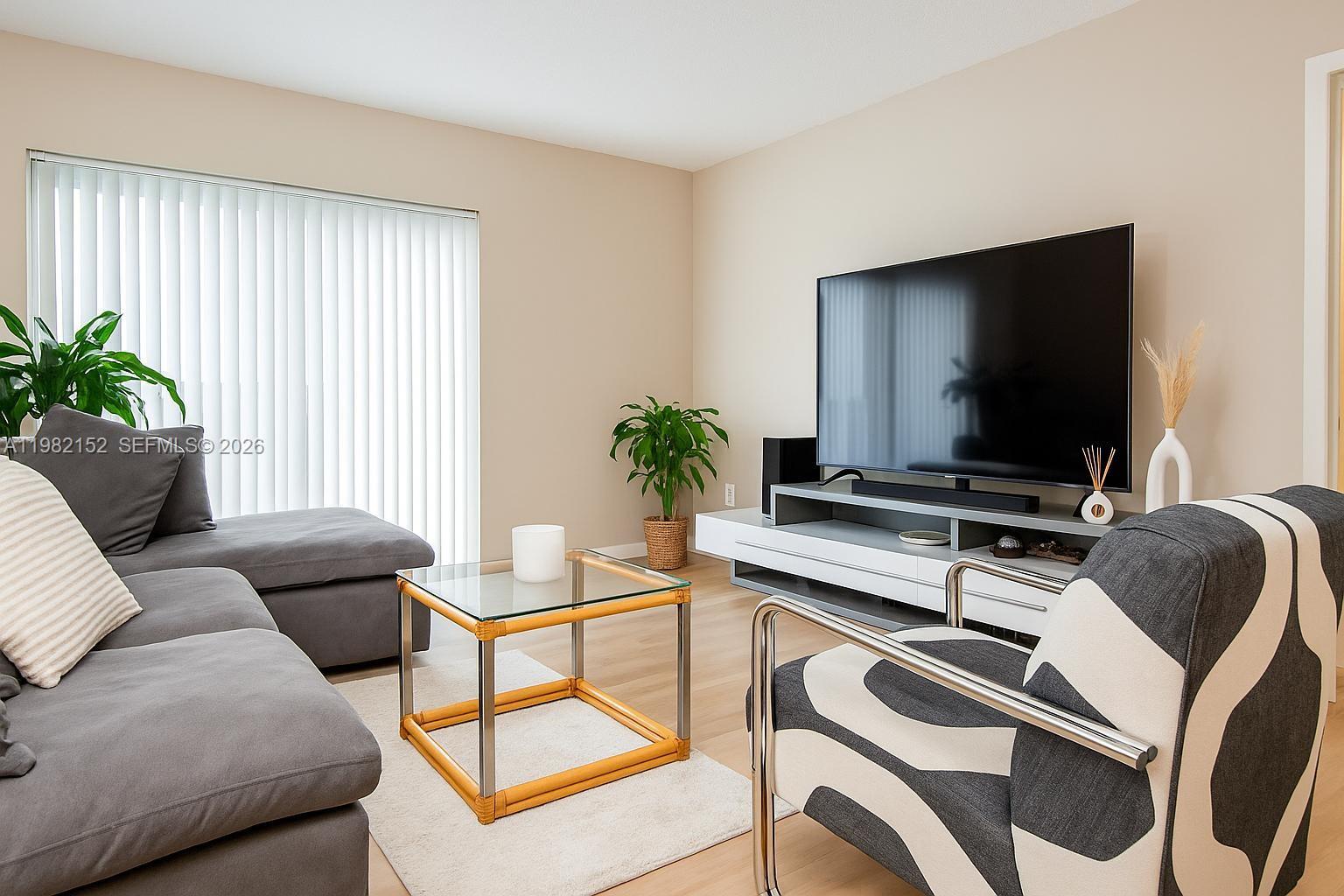 400 Kings Pt Dr #408