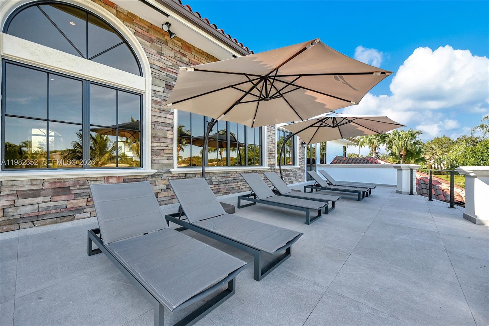 2905 Paddock Rd Weston, FL 33331