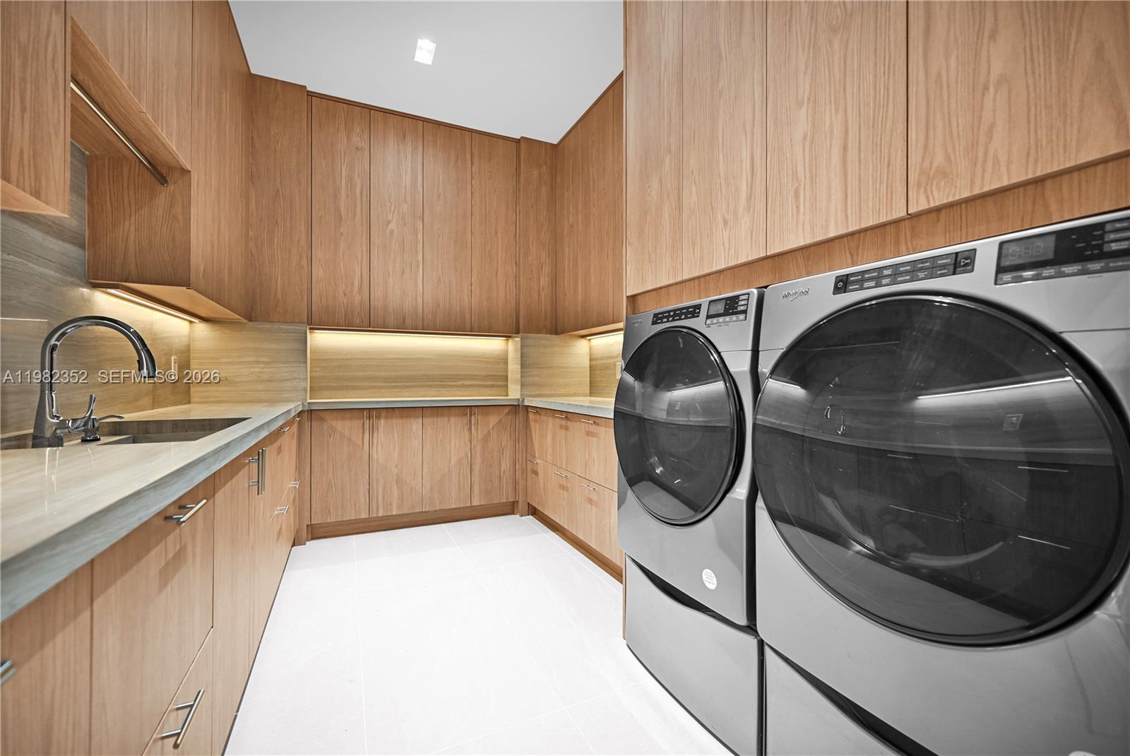 2905 Paddock Rd Weston, FL 33331