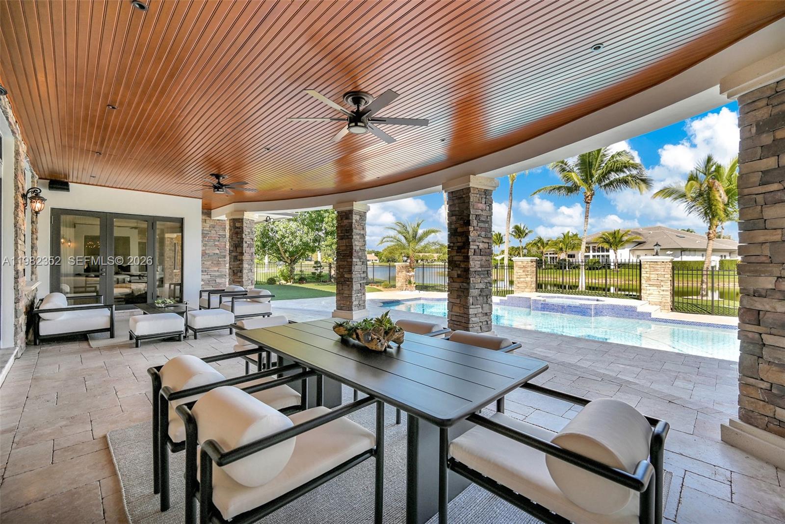 2905 Paddock Rd Weston, FL 33331