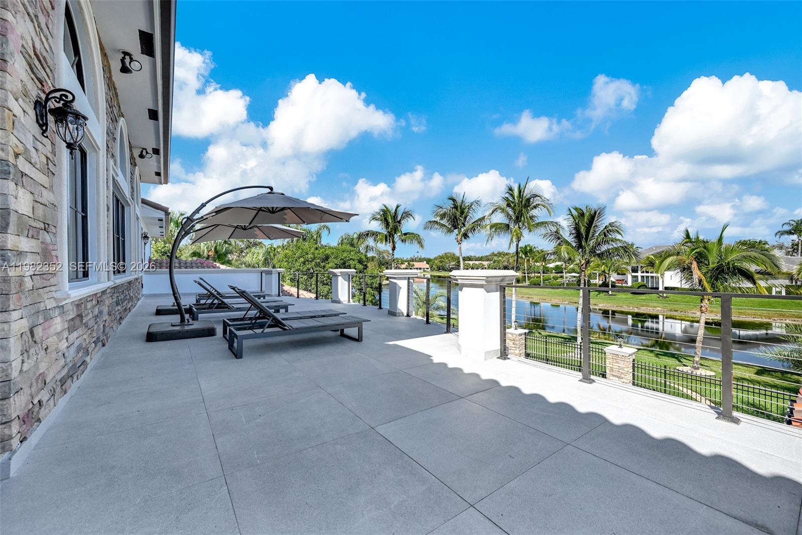 2905 Paddock Rd Weston, FL 33331