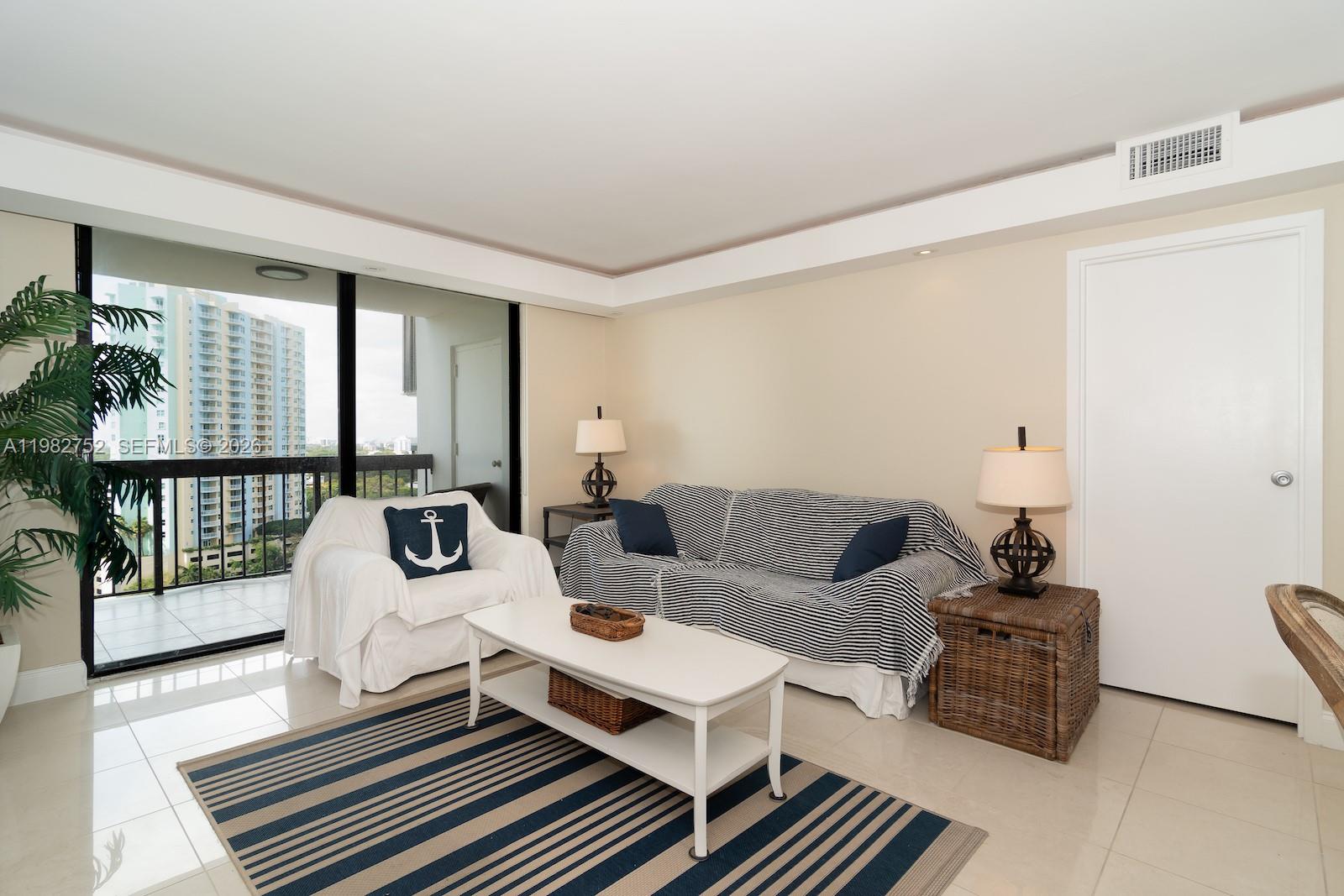 2333 Brickell Ave #1710 Miami, FL 33129