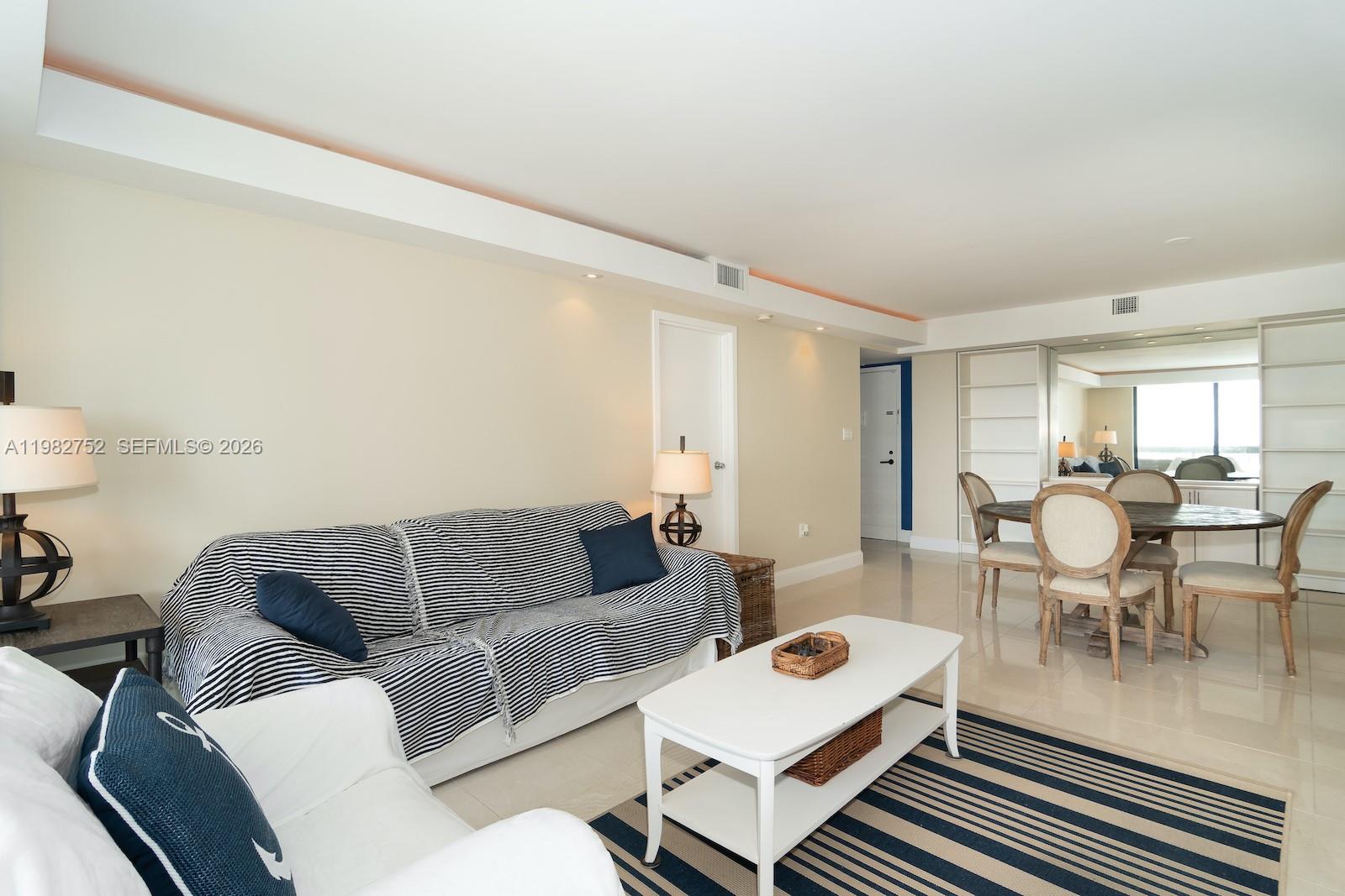 2333 Brickell Ave #1710 Miami, FL 33129