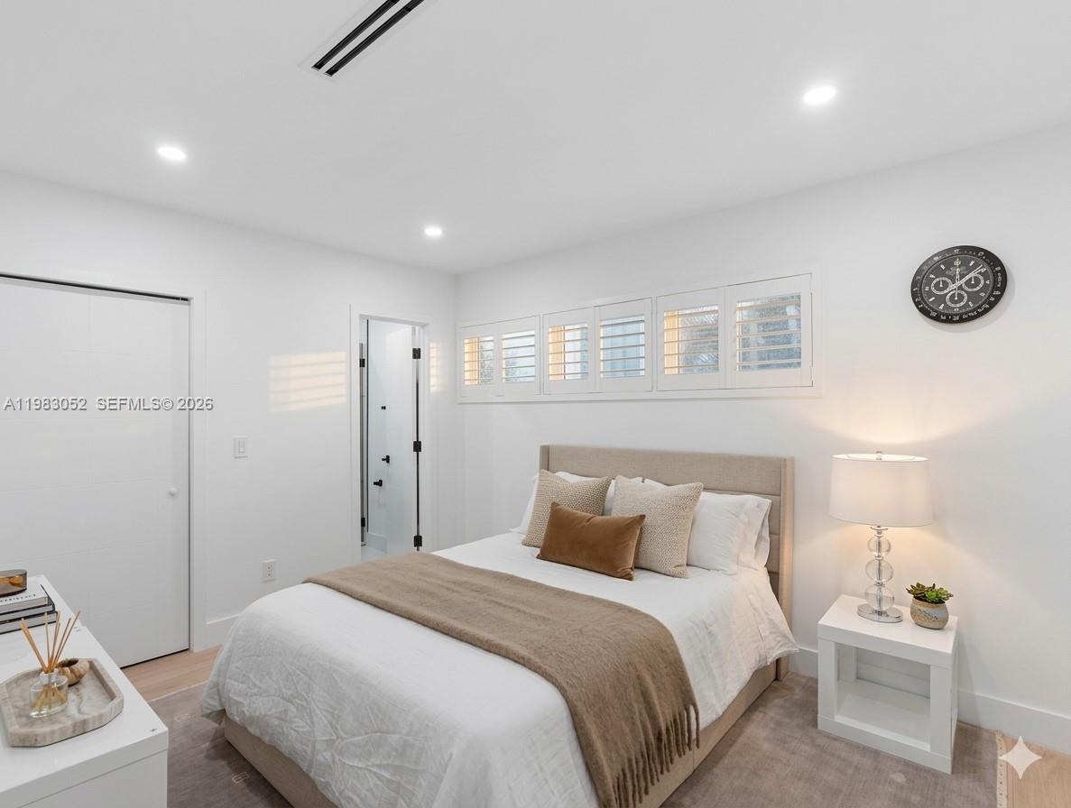 1560 Cleveland Rd Miami Beach, FL 33141