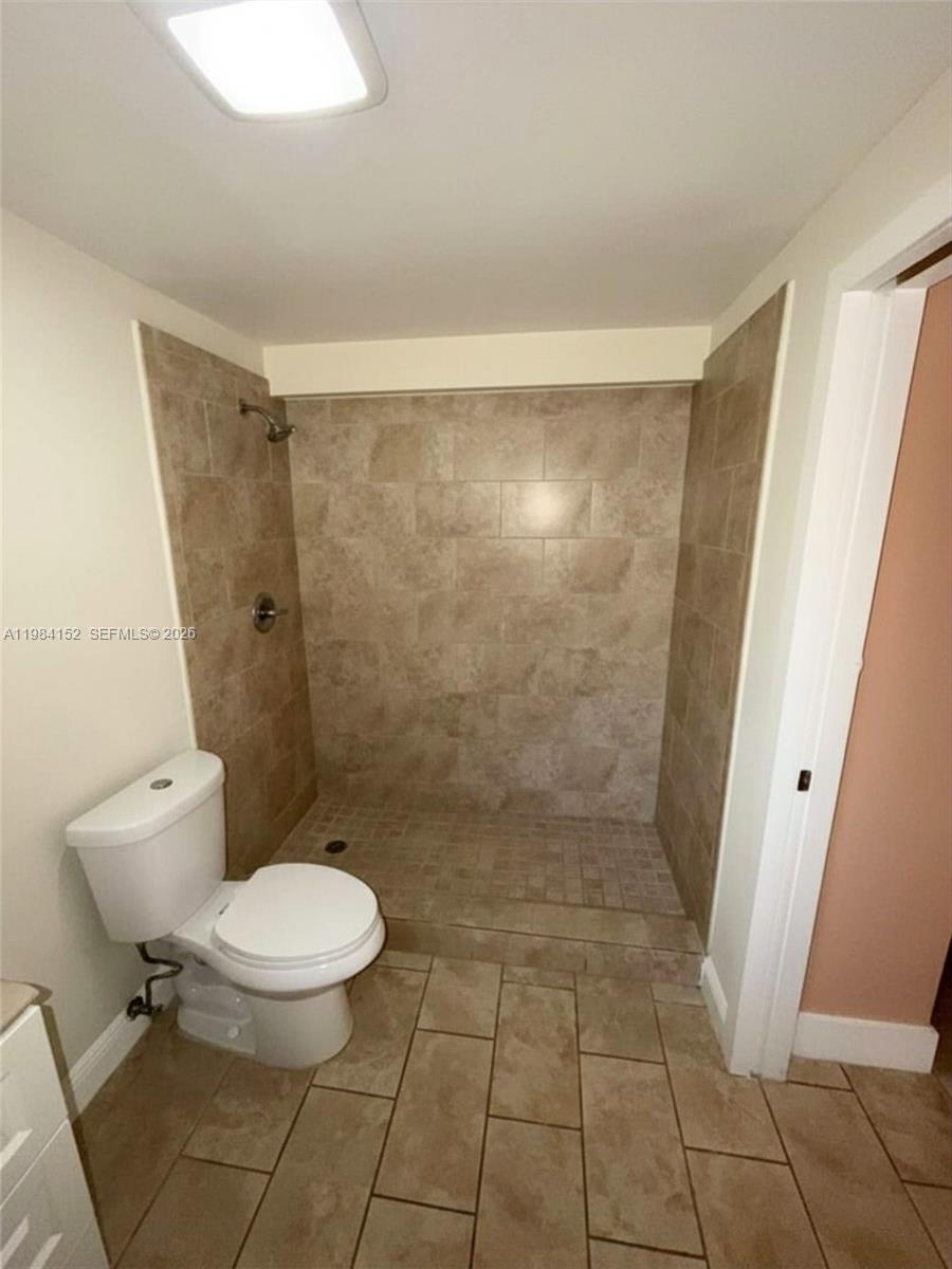 14215 NE 9th Ave #14215 North Miami, FL 33161