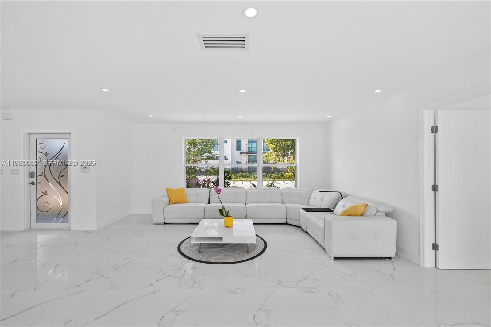 2816 NE 35th St Fort Lauderdale, FL 33306