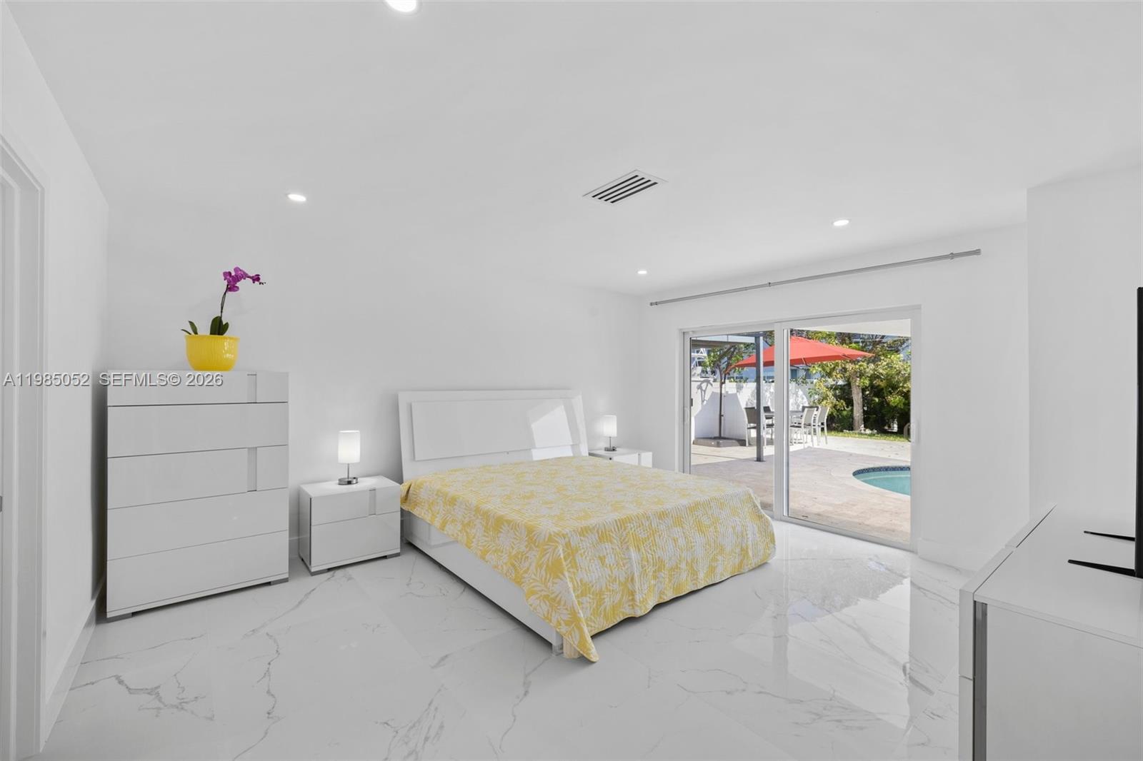 2816 NE 35th St Fort Lauderdale, FL 33306