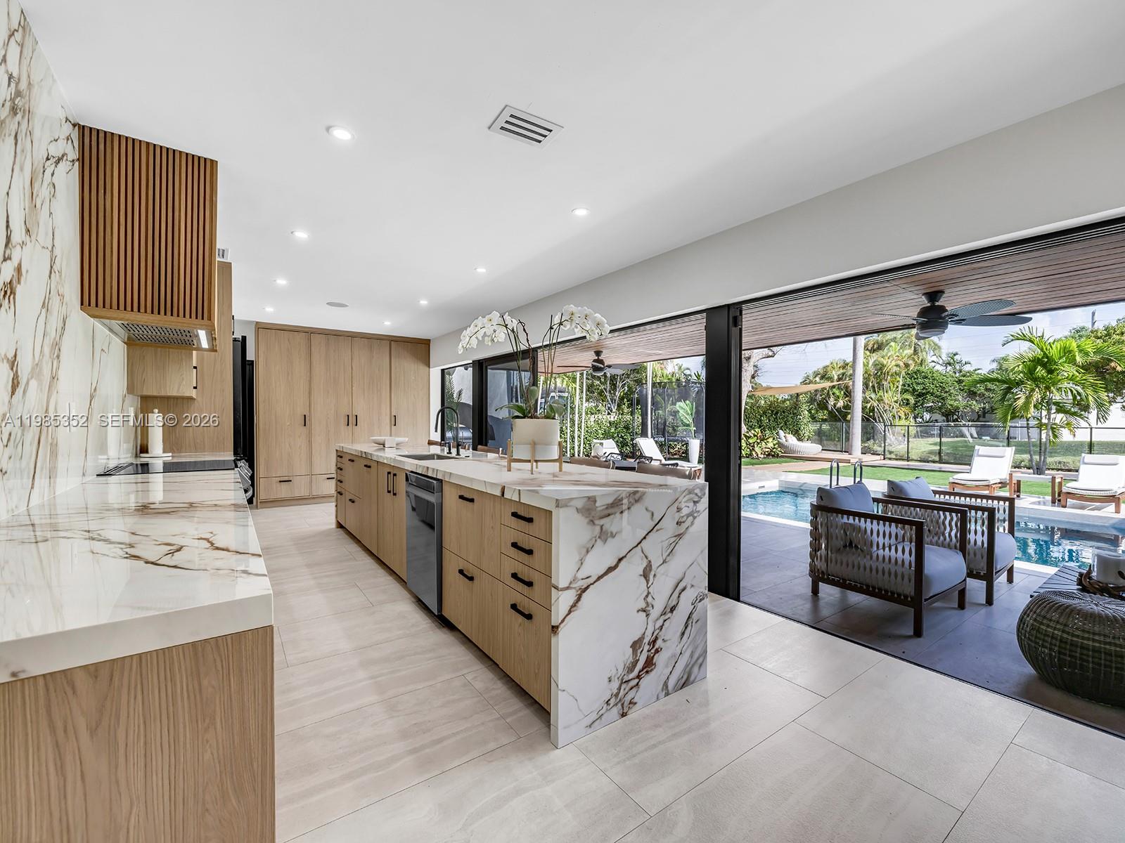 7945 SW 141st Ter Palmetto Bay, FL 33158