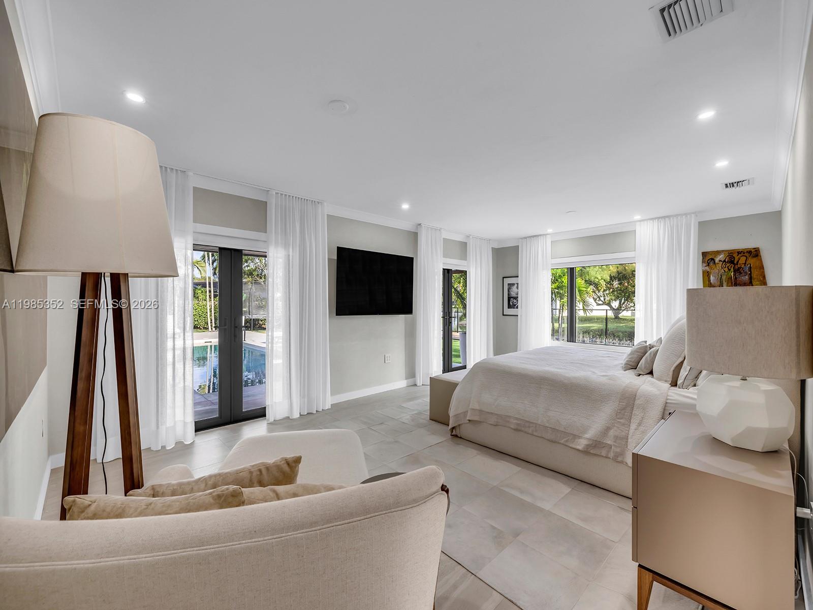 7945 SW 141st Ter Palmetto Bay, FL 33158