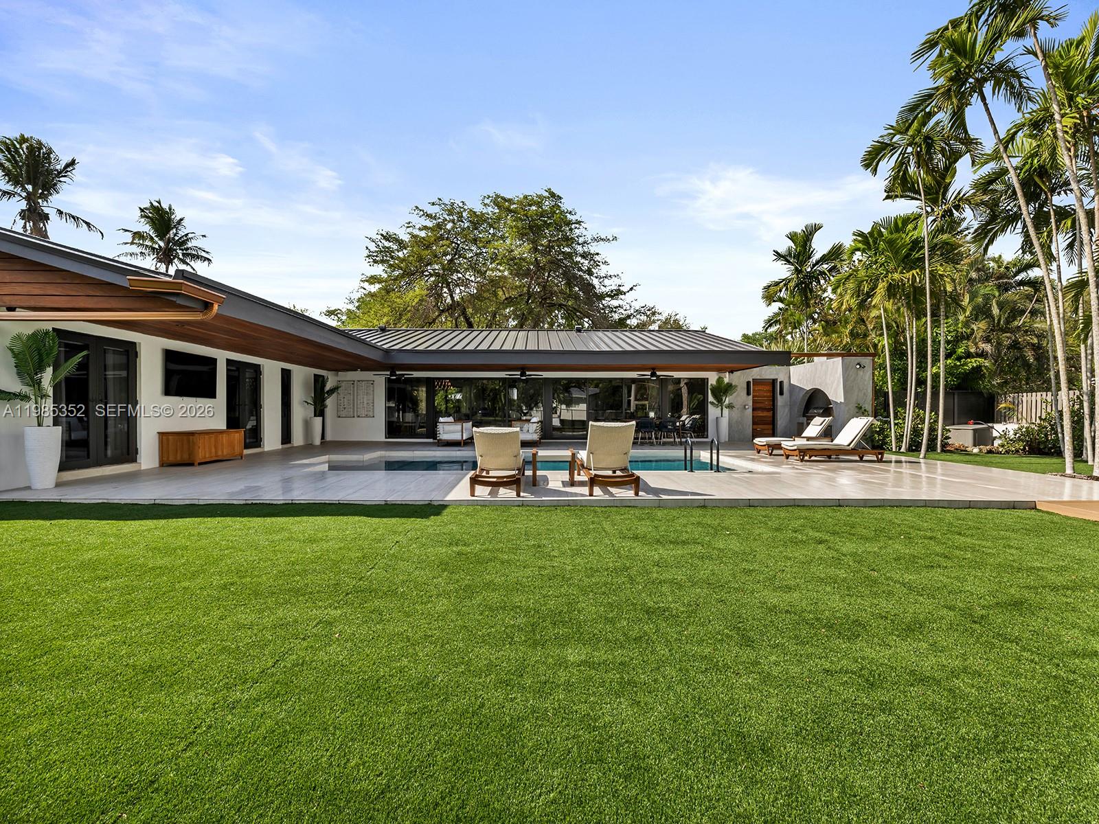 7945 SW 141st Ter Palmetto Bay, FL 33158