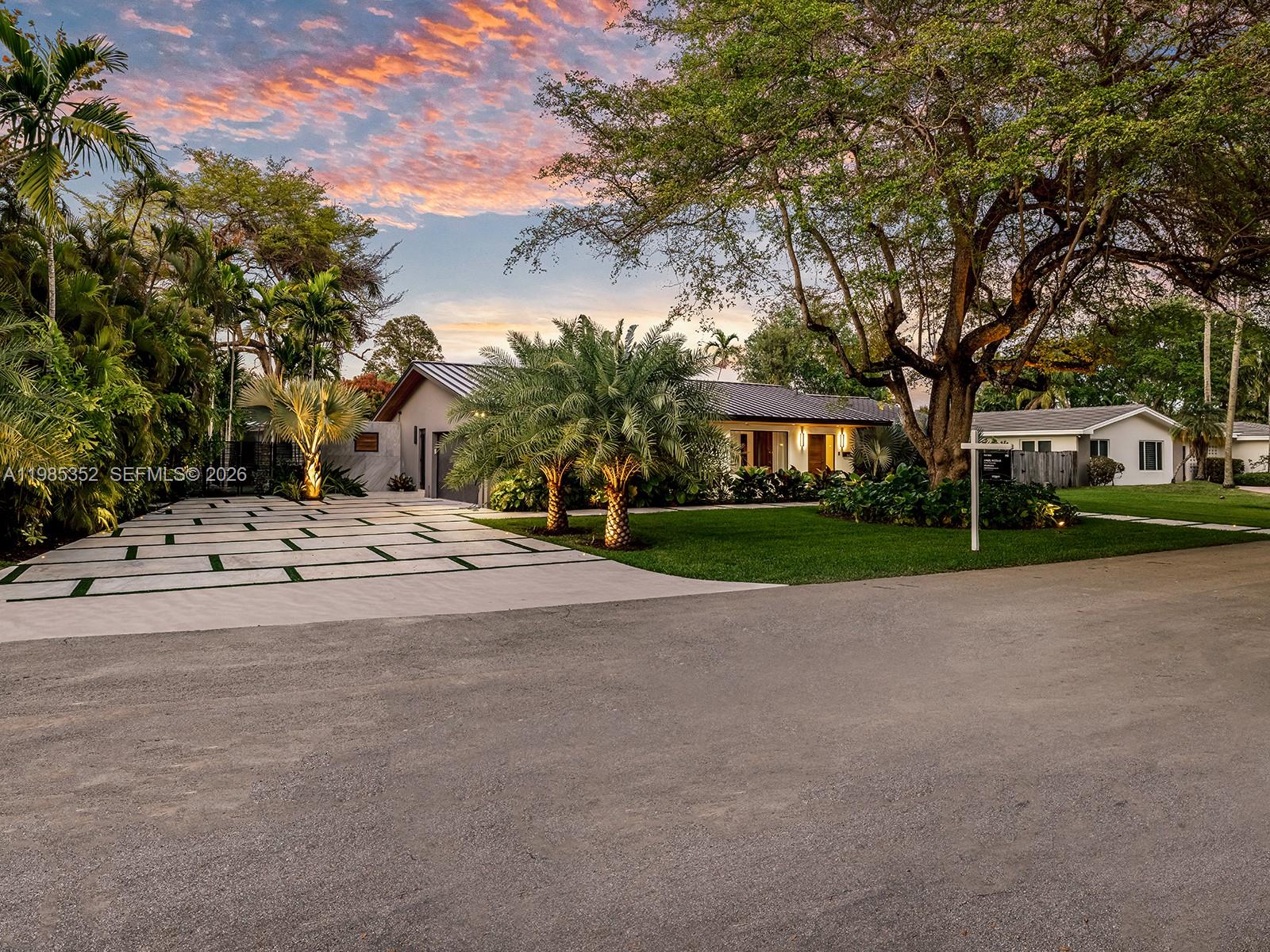 7945 SW 141st Ter Palmetto Bay, FL 33158