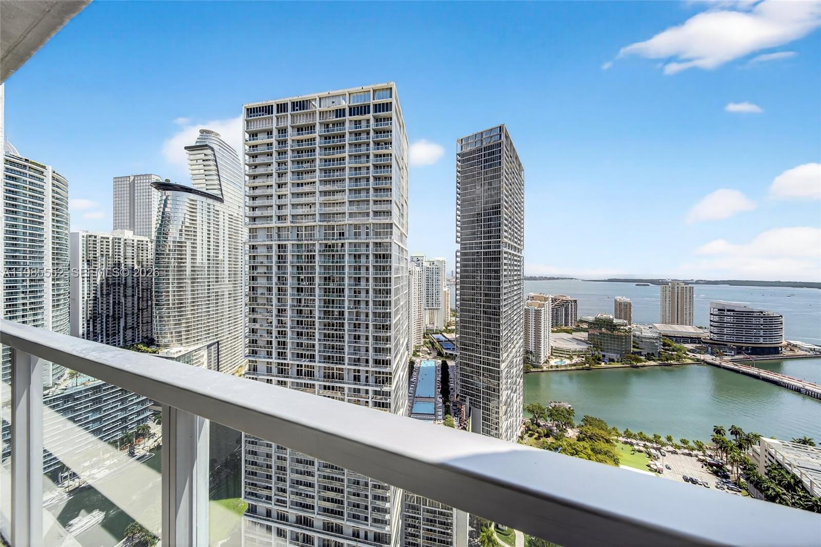 500 Brickell Ave #3901 Miami, FL 33131