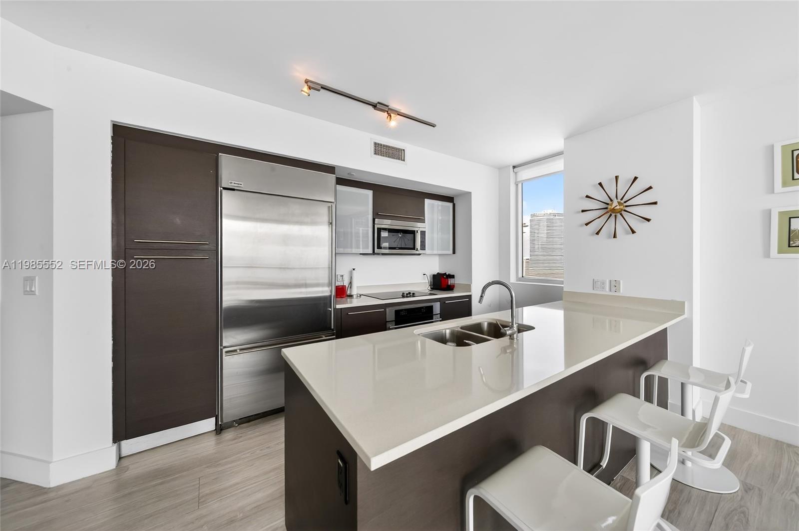 500 Brickell Ave #3901 Miami, FL 33131