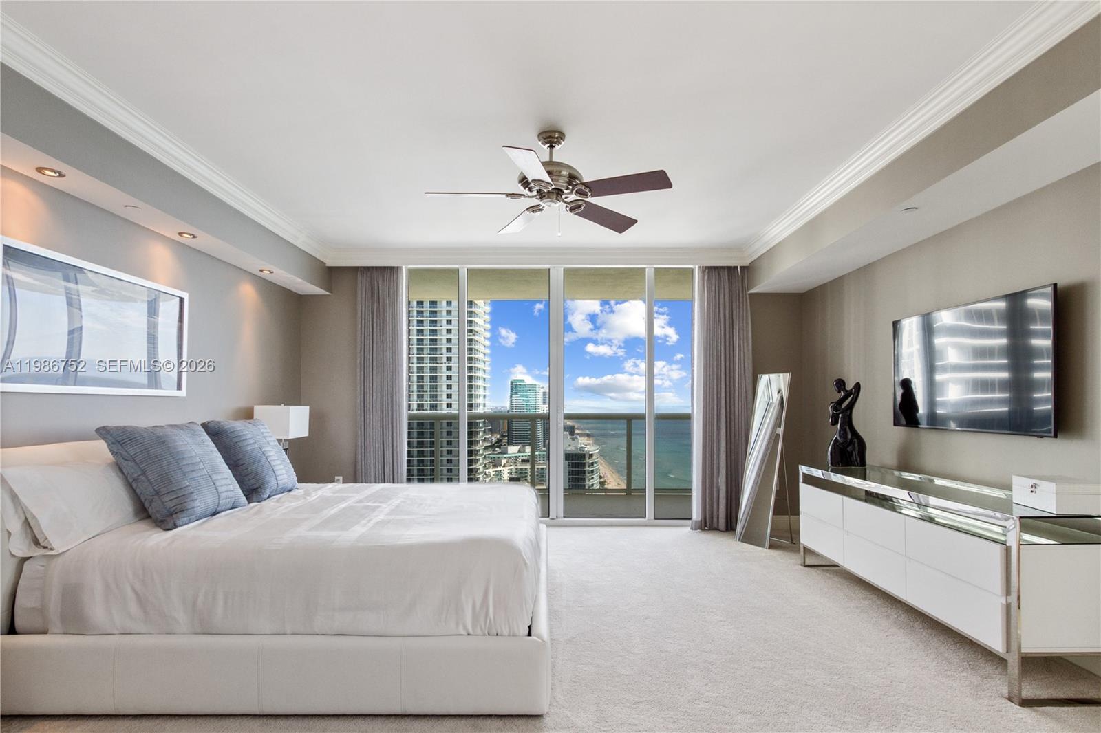 1830 S Ocean Dr #3401 Hallandale Beach, FL 33009