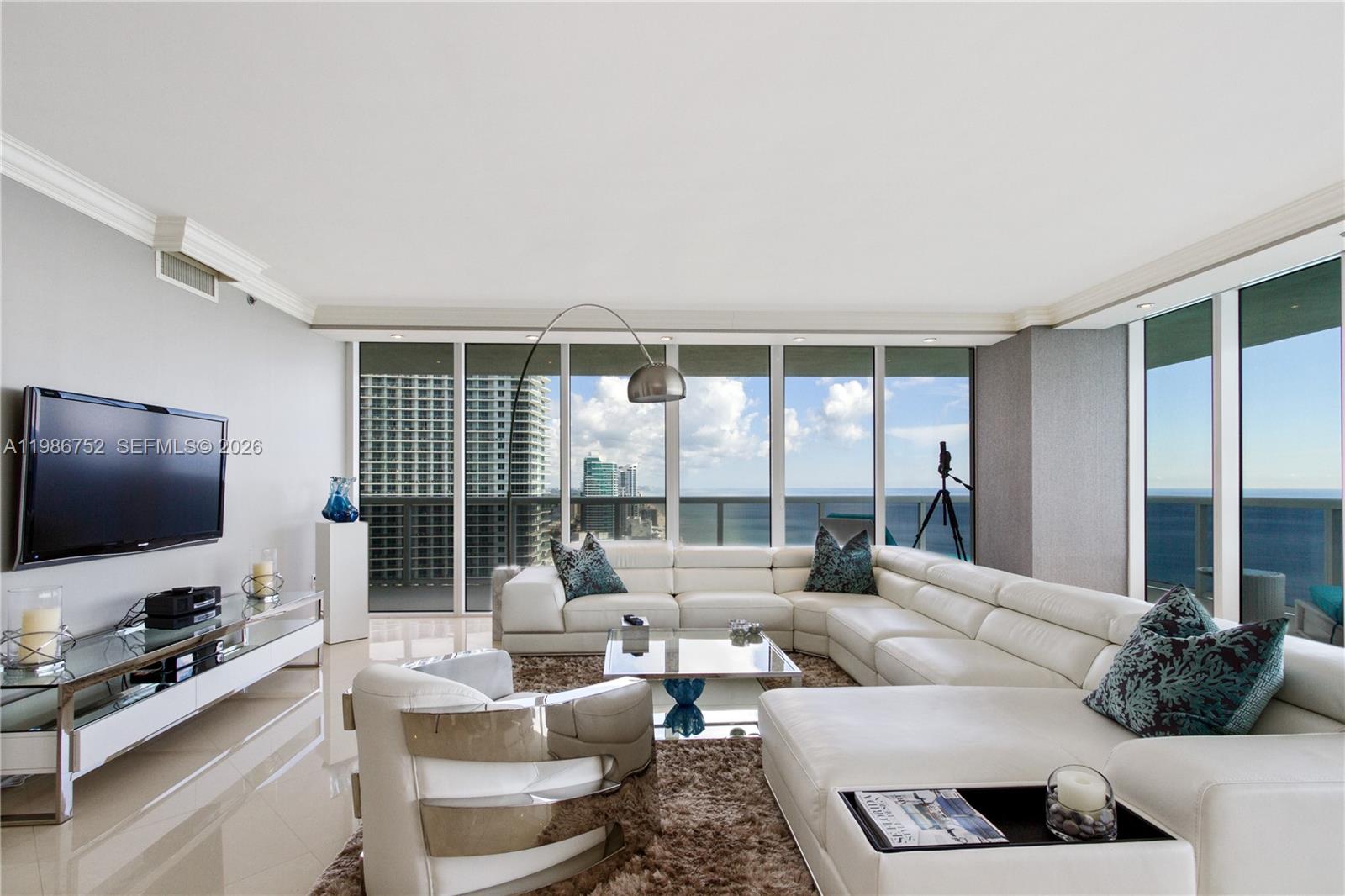 1830 S Ocean Dr #3401 Hallandale Beach, FL 33009