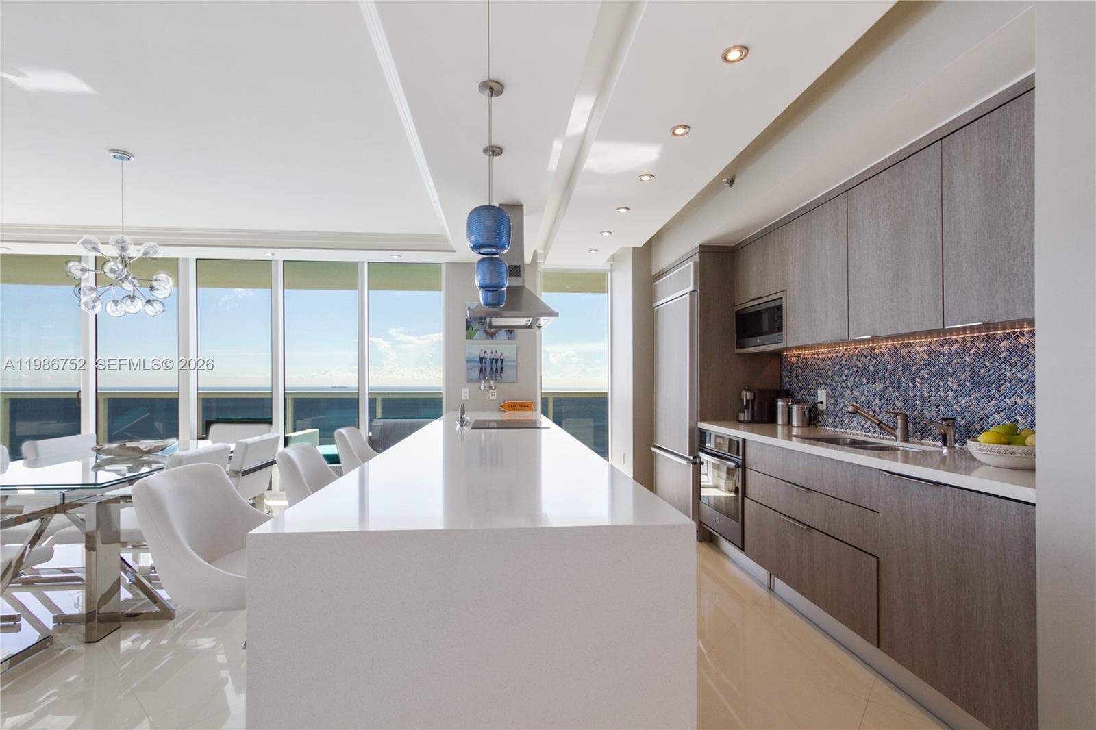 1830 S Ocean Dr #3401 Hallandale Beach, FL 33009