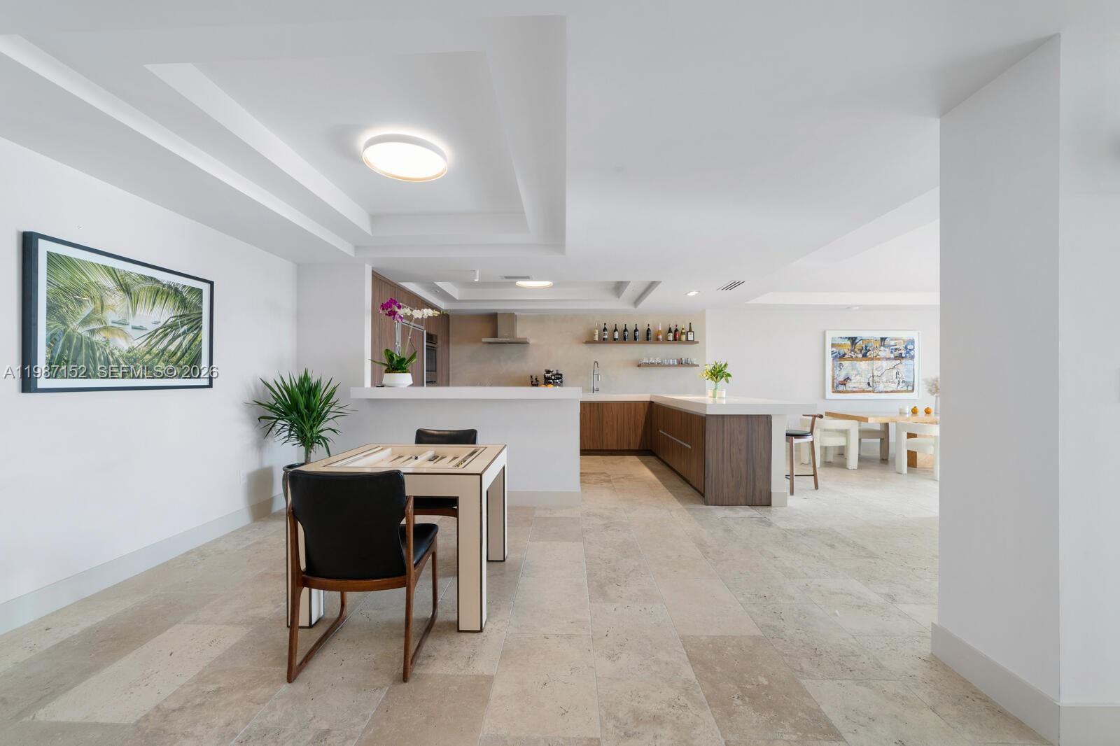 5600 Collins Ave #D Miami Beach, FL 33140