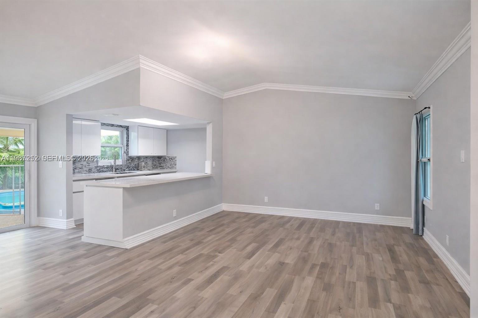 4541 SW 28th Ter Dania Beach, FL 33312