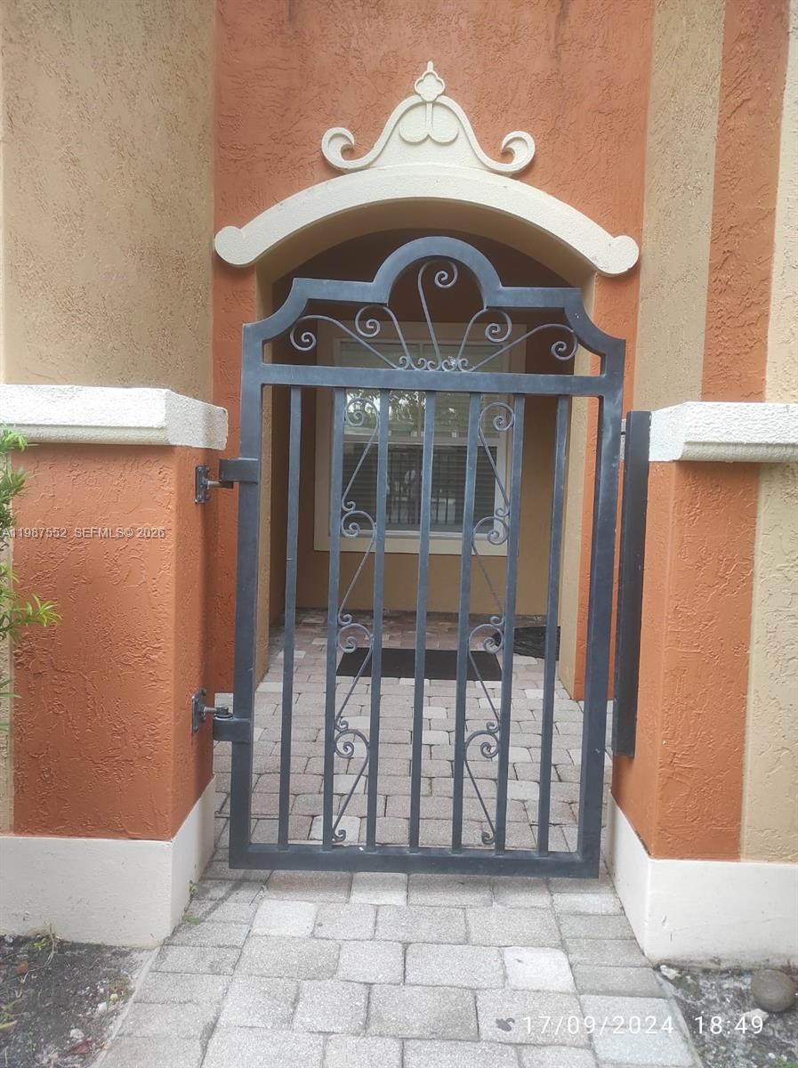 2631 SW 120th Ter #204-2