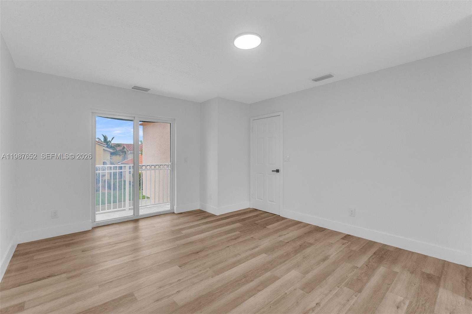 1163 SE 6th Ct Dania Beach, FL 33004