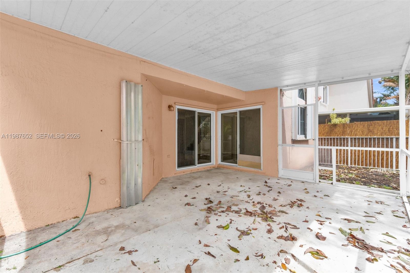 1163 SE 6th Ct Dania Beach, FL 33004