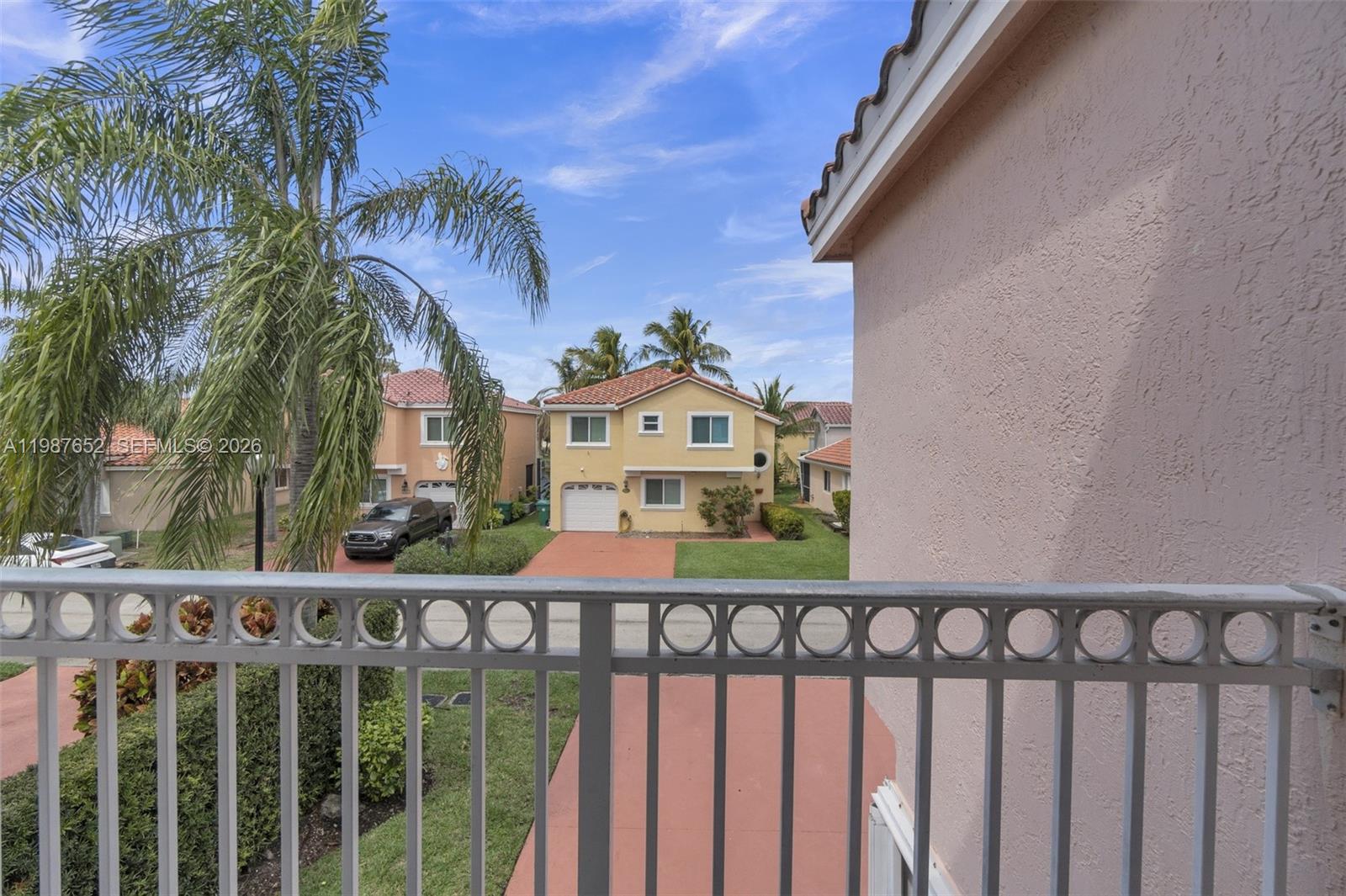 1163 SE 6th Ct Dania Beach, FL 33004