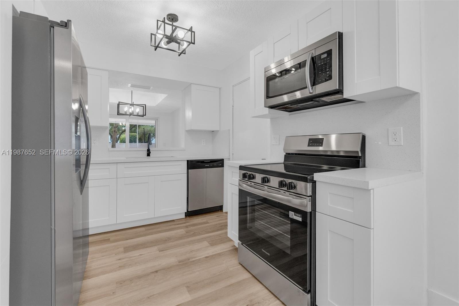 1163 SE 6th Ct Dania Beach, FL 33004