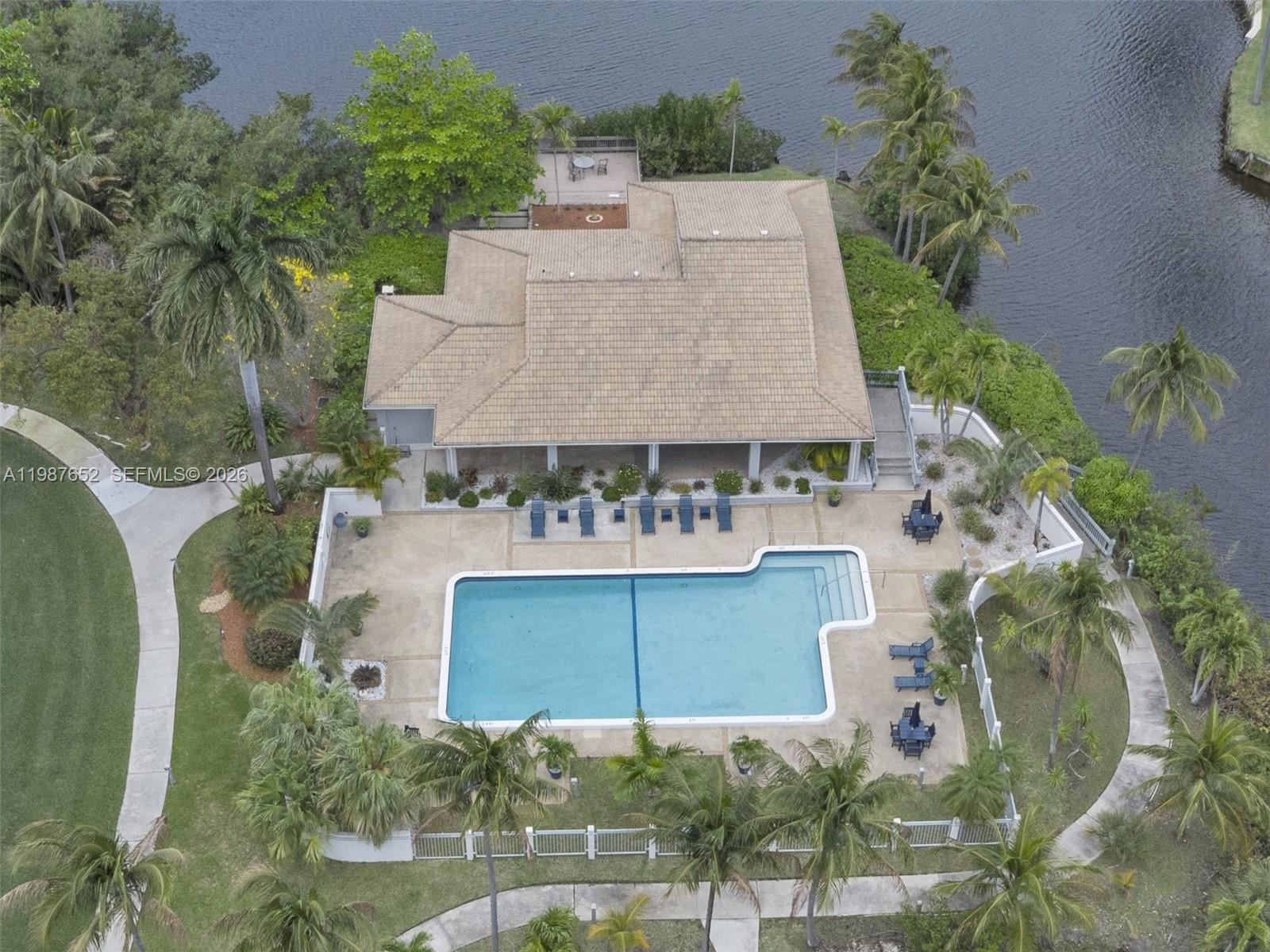 1163 SE 6th Ct Dania Beach, FL 33004