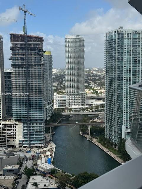 77 SE 5th St #3008 Miami, FL 33131