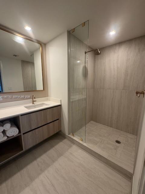 77 SE 5th St #3008 Miami, FL 33131