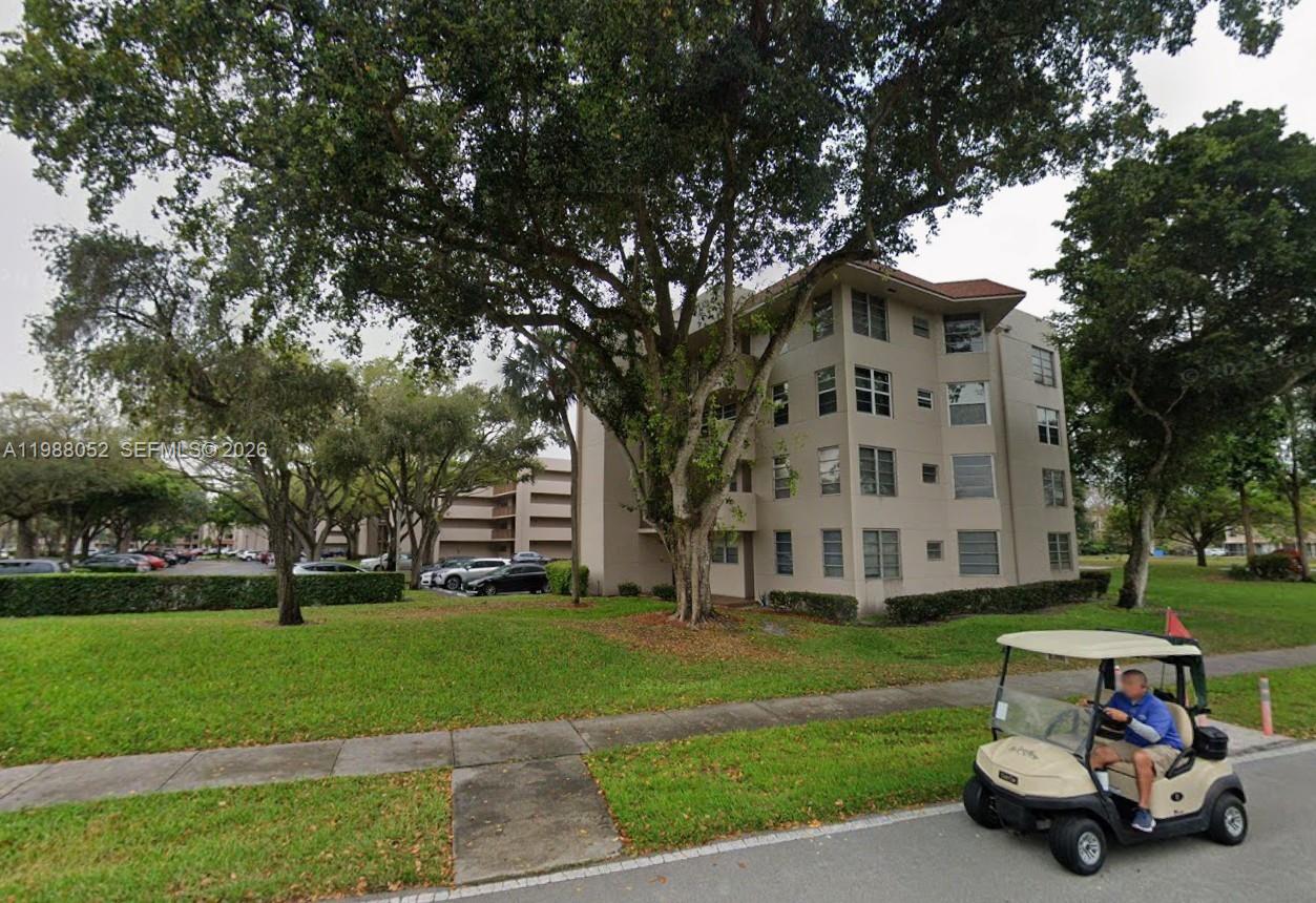 1811 Sabal Palm Dr #408