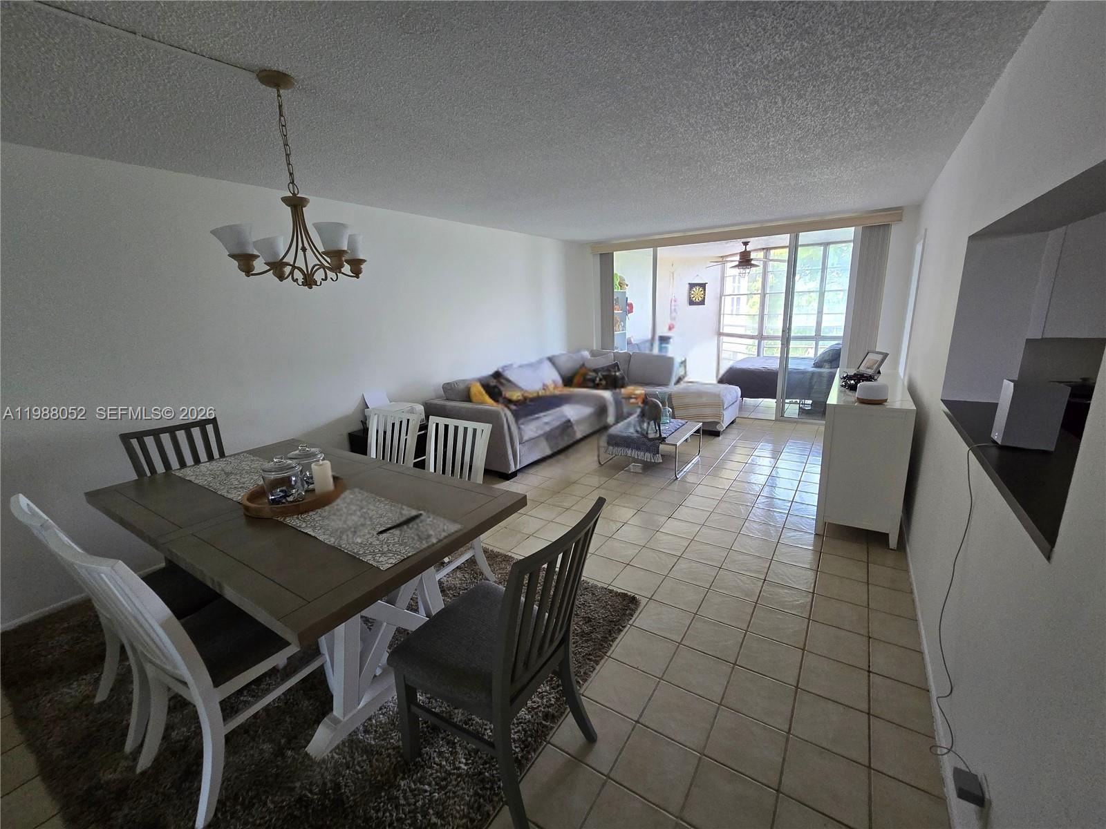 1811 Sabal Palm Dr #408 Davie, FL 33324