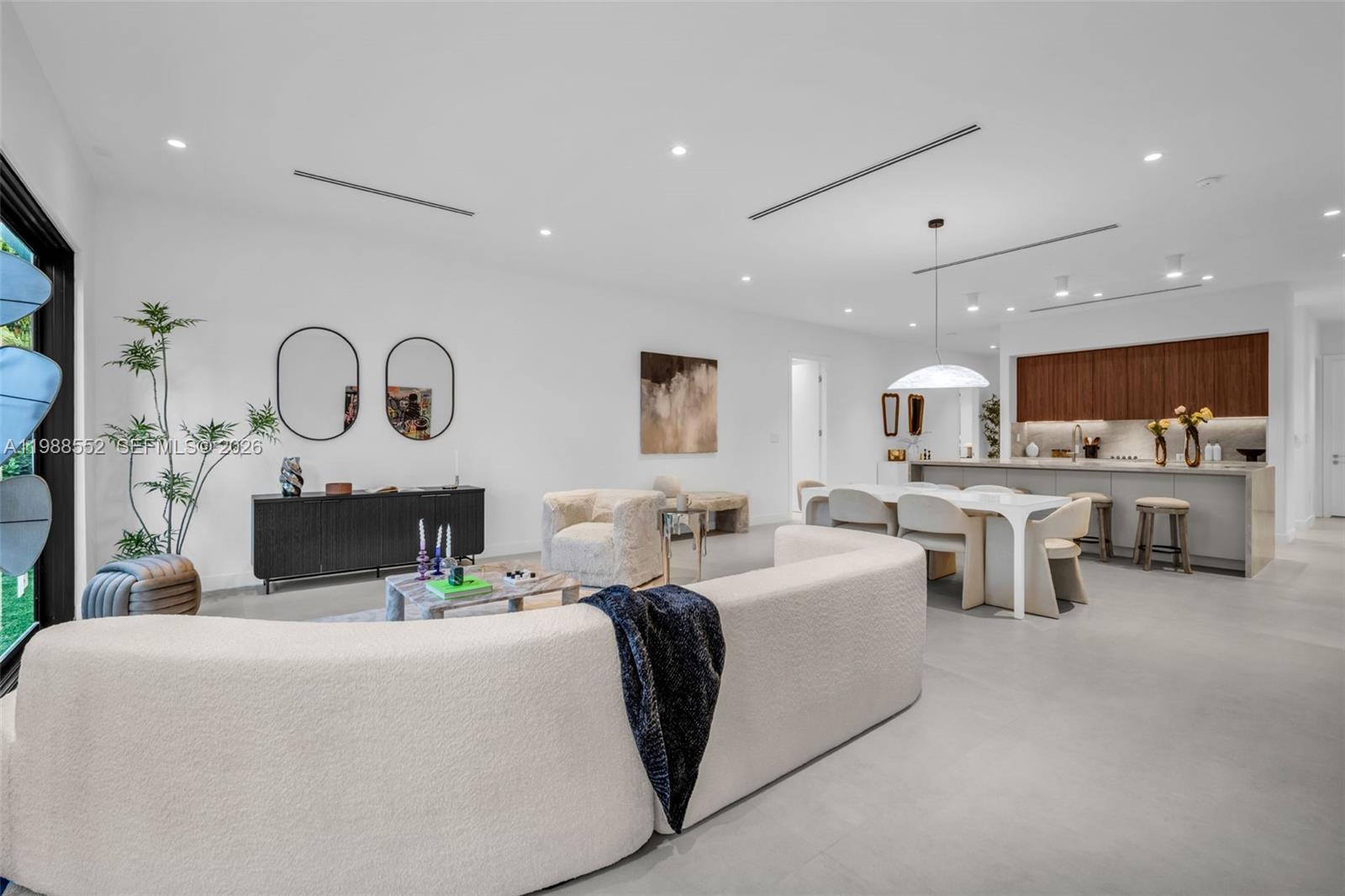 89 NE 106th St Miami Shores, FL 33138