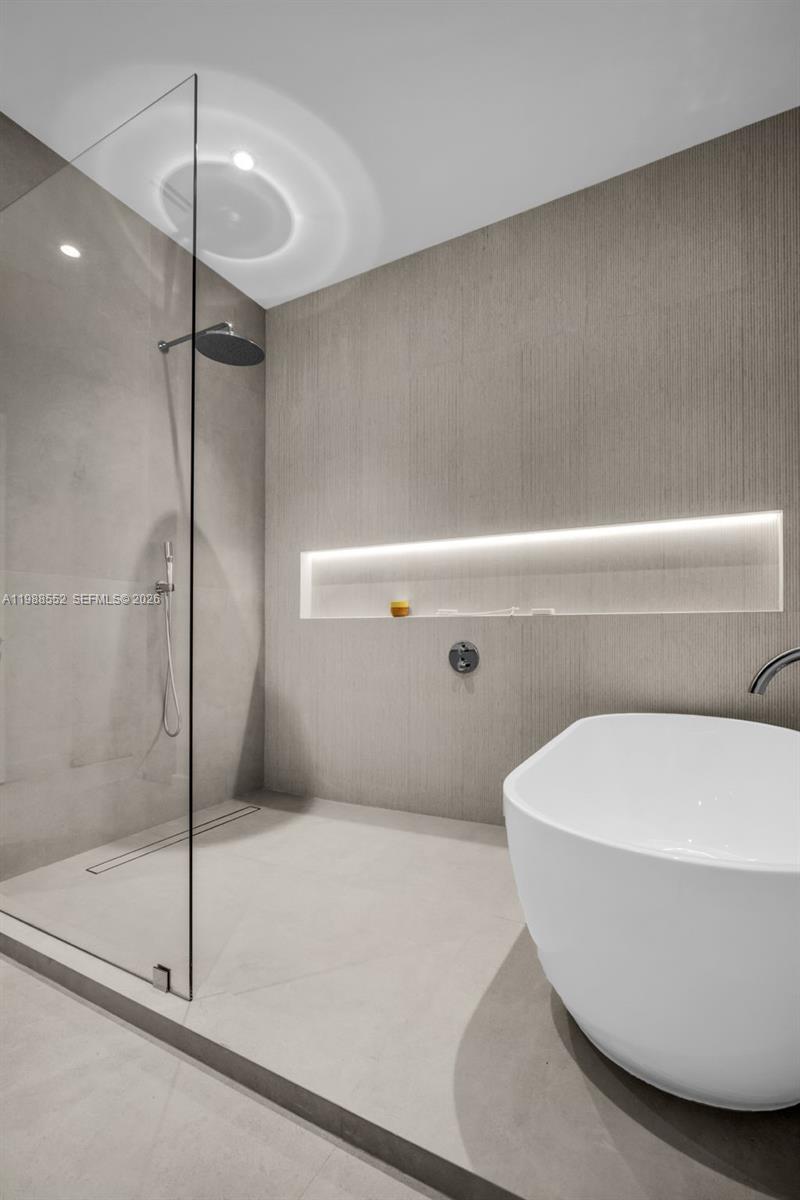 89 NE 106th St Miami Shores, FL 33138